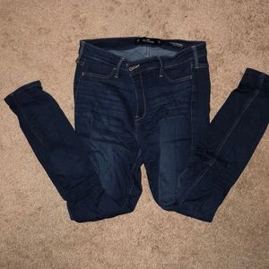 Hollister high rise jean legging! Dark wash
